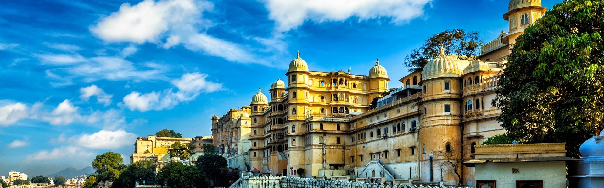 Romantic Lakeside Getaway In Udaipur And Pushkar