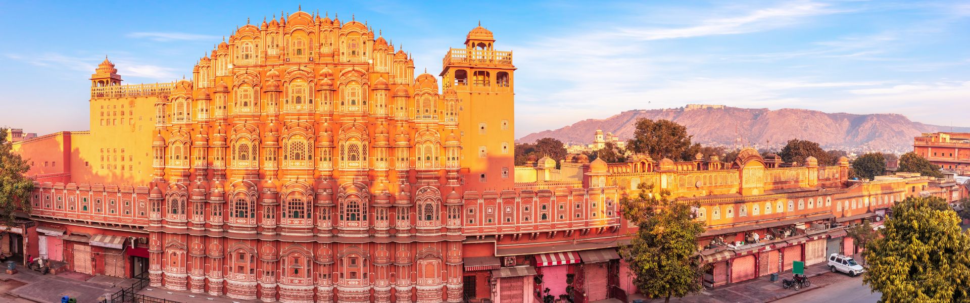 Rajasthan Royal Christmas: A Festive Journey from Udaipur's Majesty to Jaisalmer's Sands